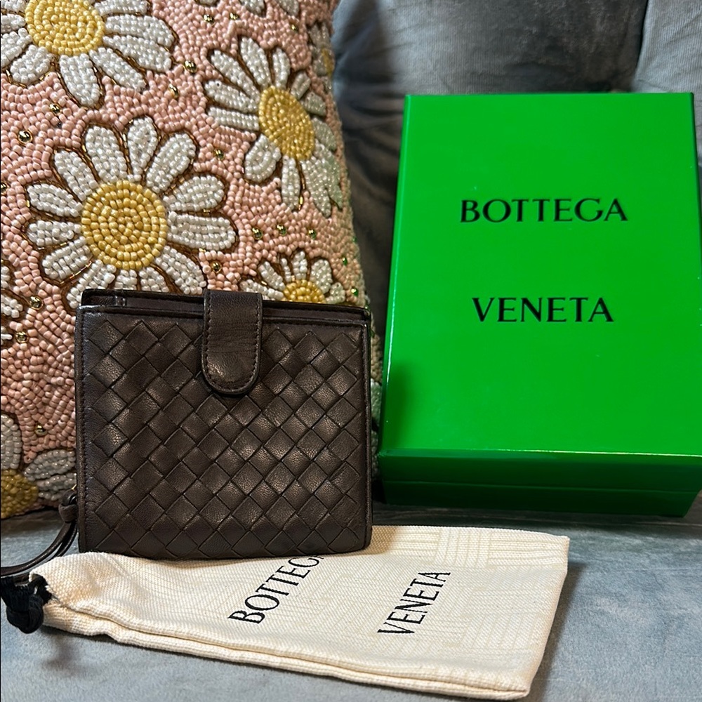 BOTTEGA VENETA Unisex Woven Leather Compact French Wallet